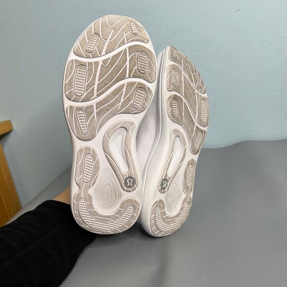 Lululemon Chargefeel White Hi- Top Training Shoes 8 - Picture 5 of 6